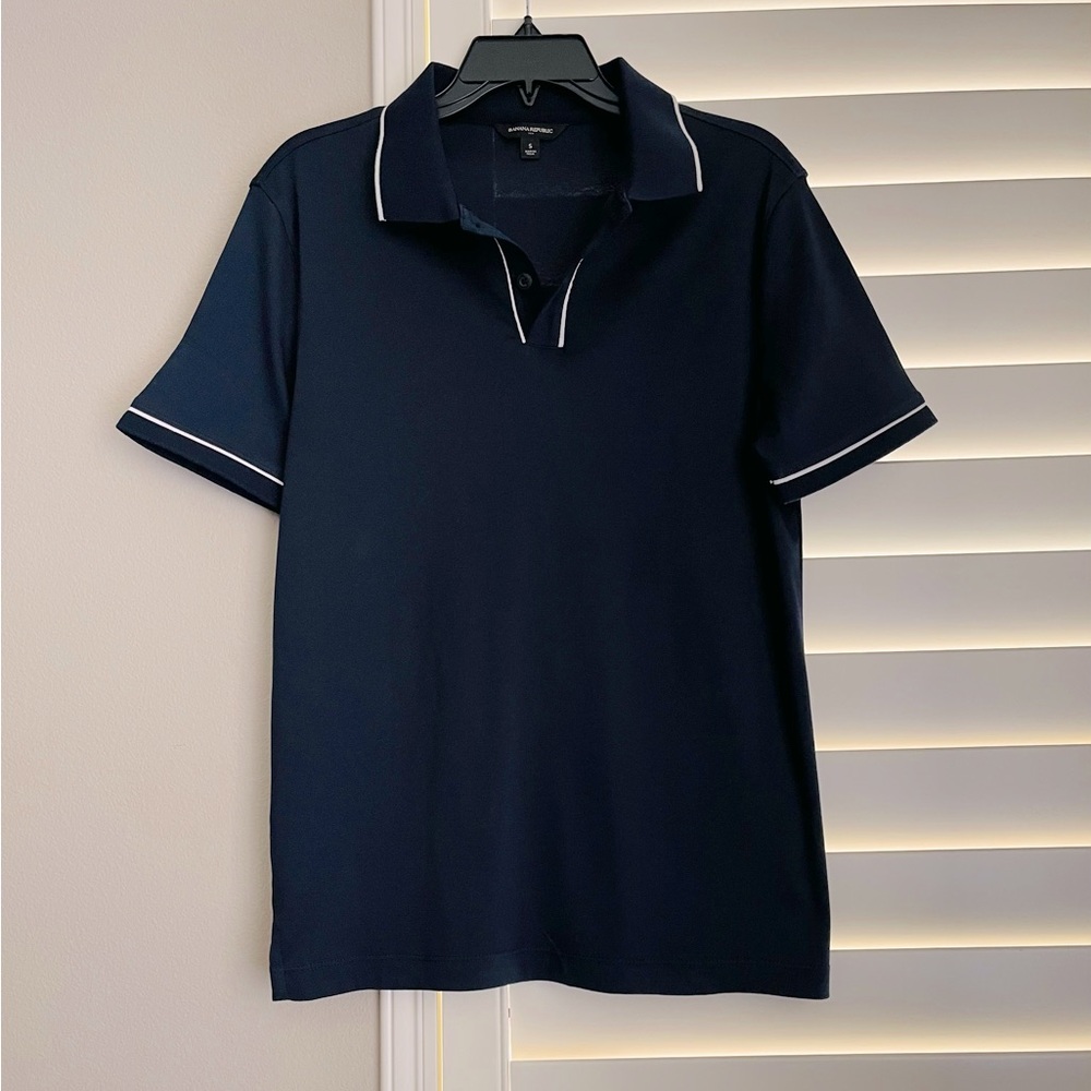 Brand new Mens polo shirt